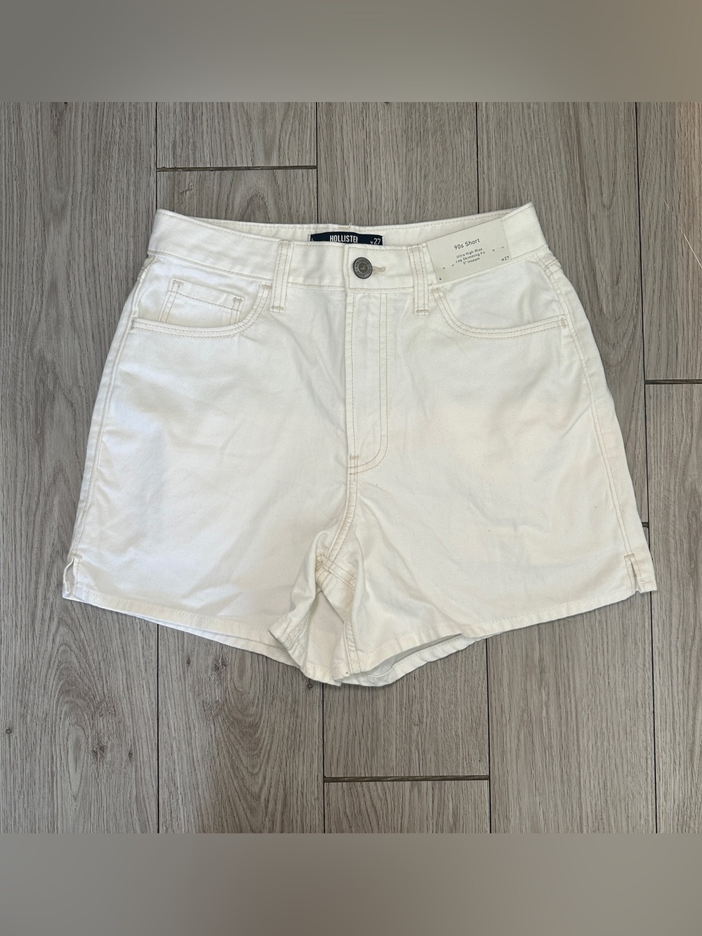 HOLLISTER • 90’s High-Rise Women's Denim Shorts